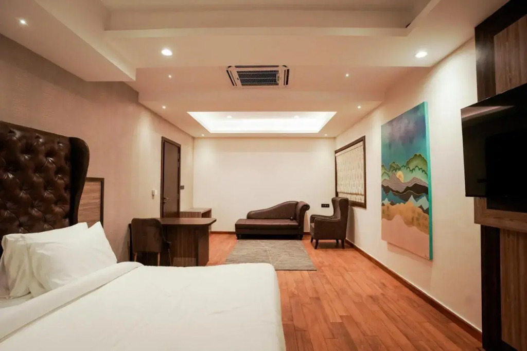 Royal Ritz