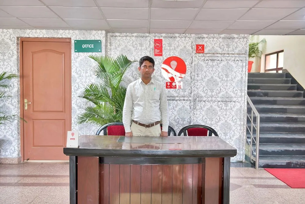 OYO 11614 Hotel VVIP Stays