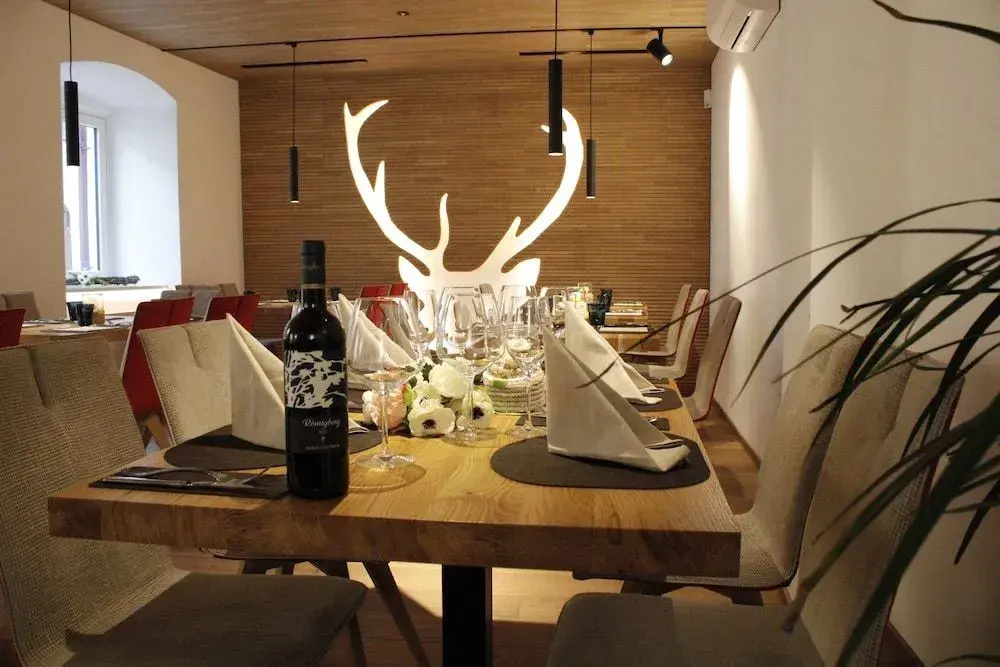 Hotel Ristorante-Pizzeria Al Cervo
