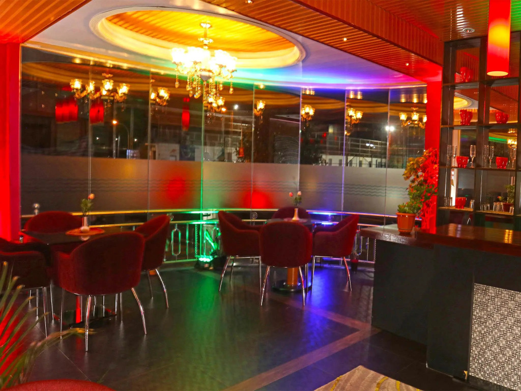 UMET Seaview Hotel with Free Airport Pick up and Drop T&C Apply