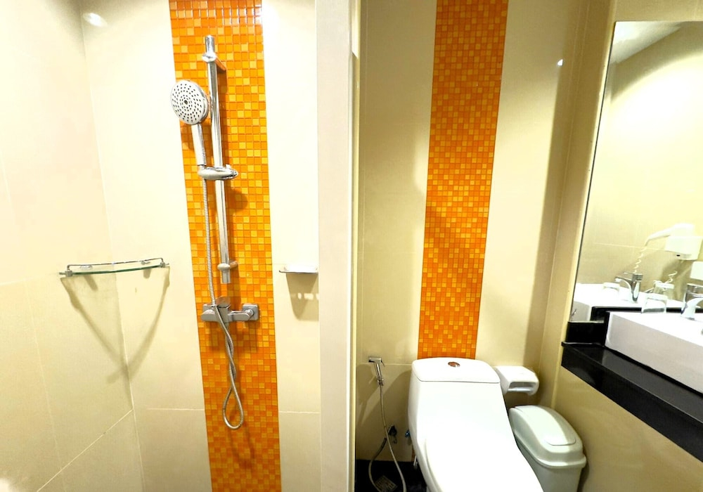Modern 1-bedroom Condo With Pool View - Nordic Trend 4, Pratumnak Hill