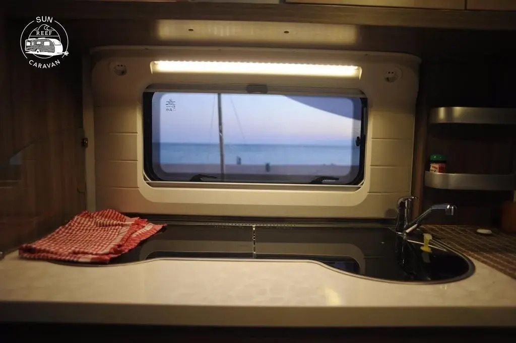 Sun Reef Caravan