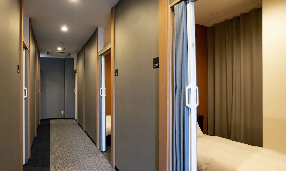 R9 Hostel Tochigi Ekimae - Male Only