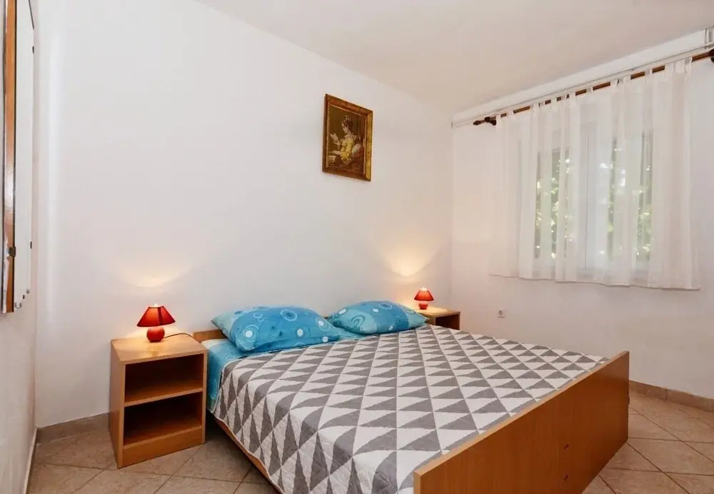 Apartments Snjeza