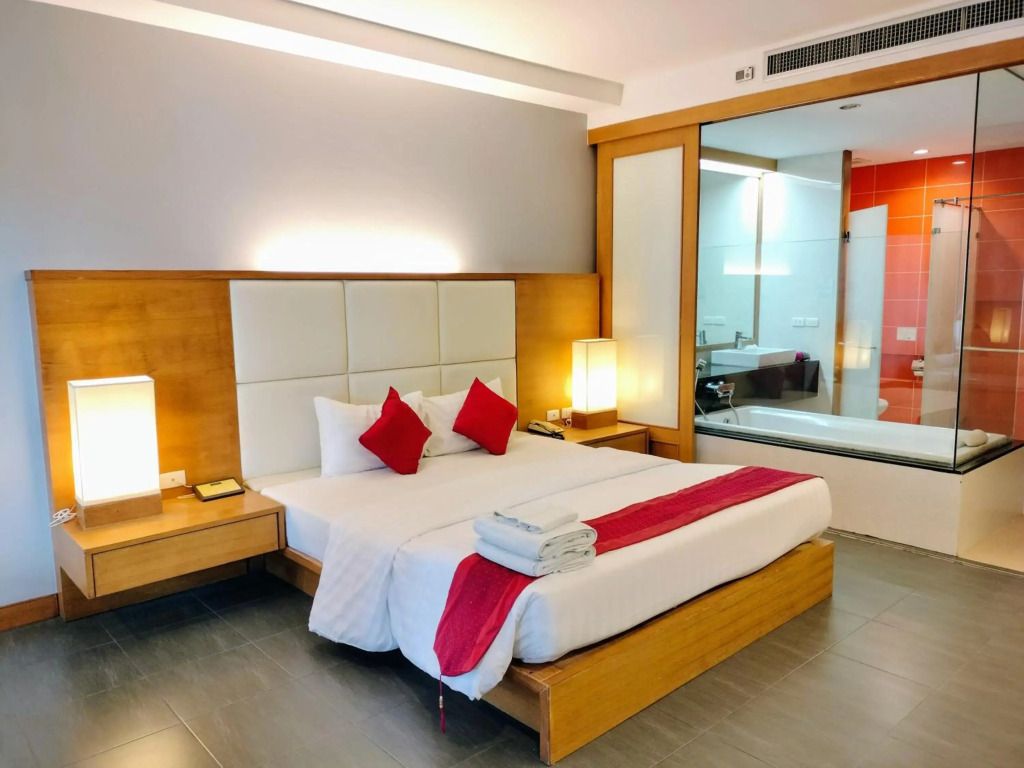 Chang Buri Resort & Koh Chang Hillside