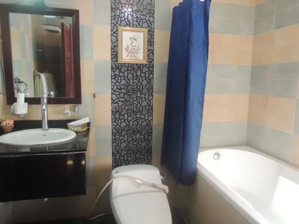 Ngoc Quynh Hotel