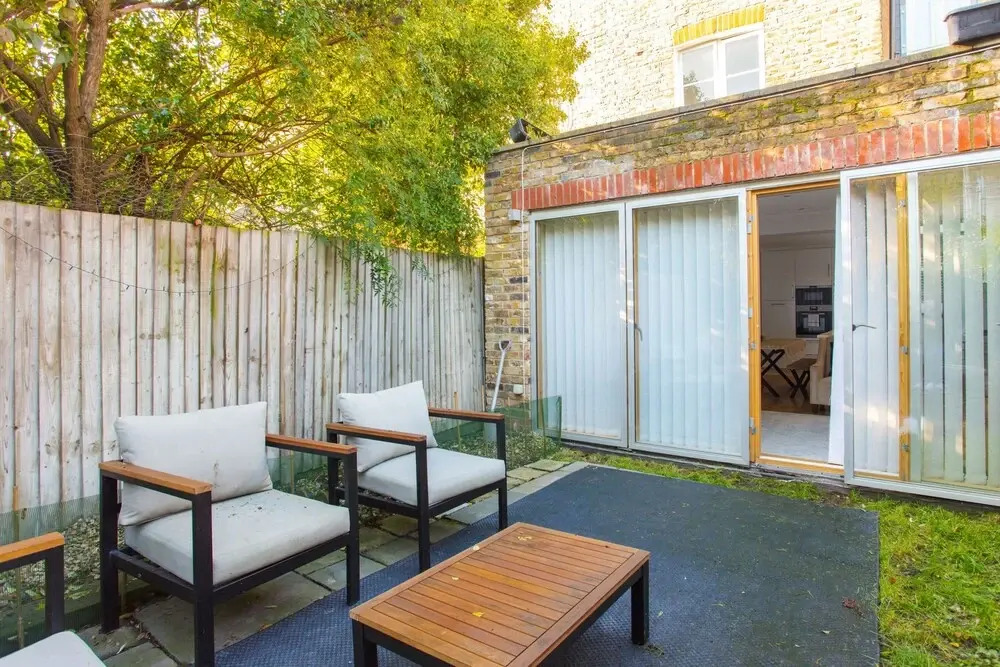 Chic Family-friendly 2 Bedroom Apartment in Clapham Common