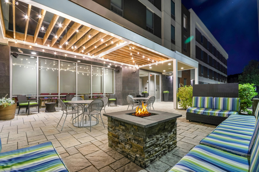 Home2 Suites by Hilton Albany Airport/Wolf Rd