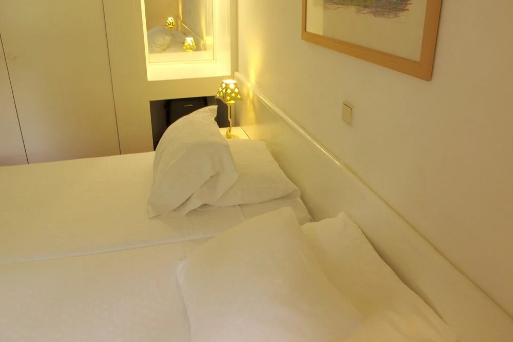 House With one Bedroom in Faro, With Pool Access, Furnished Garden and