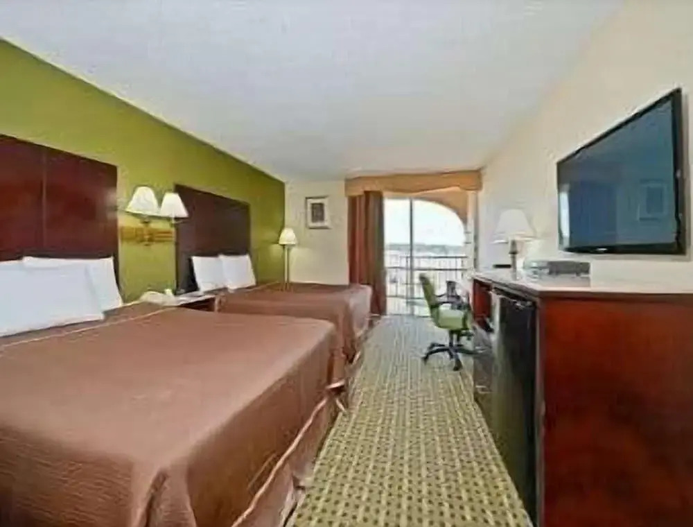 Howard Johnson Clifton