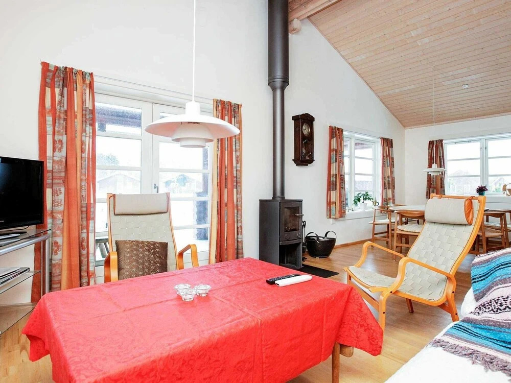 Cozy Holiday Home in Vaeggerlose With Terrace