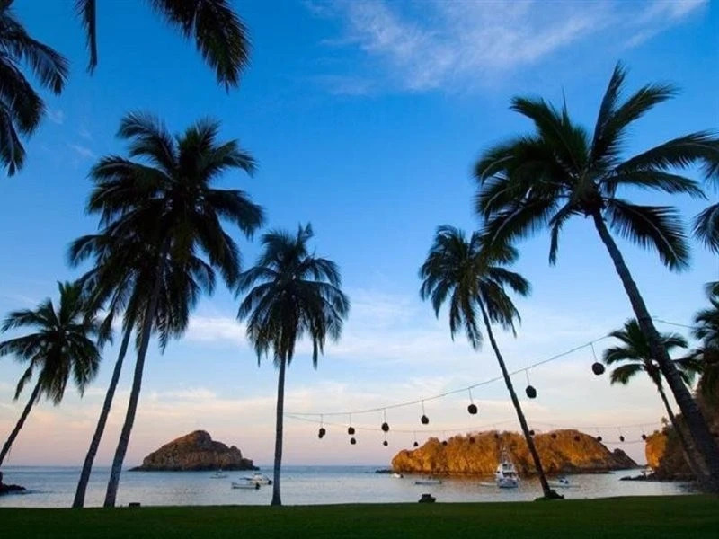 Costa Careyes Resort