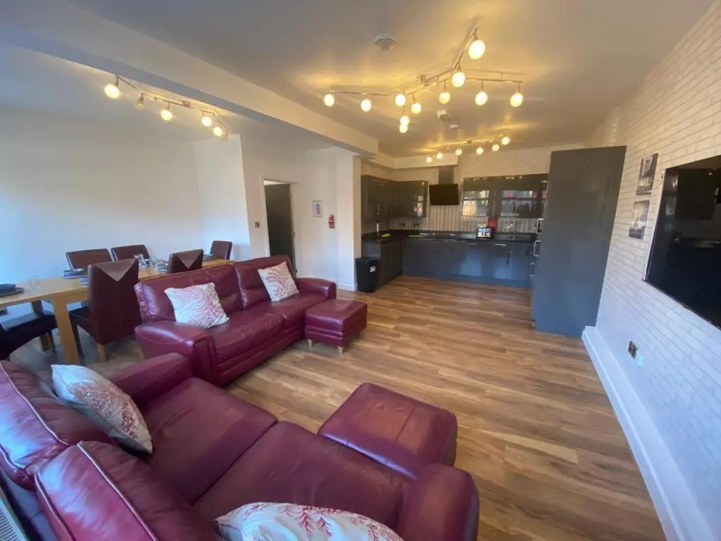Merve Apartments