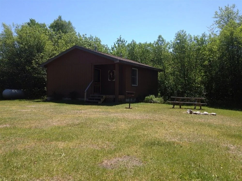 Hilltop Cabins and Motel