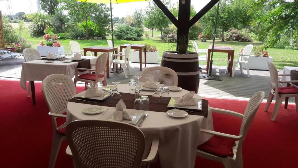 Hôtel-Restaurant La Belle Poule