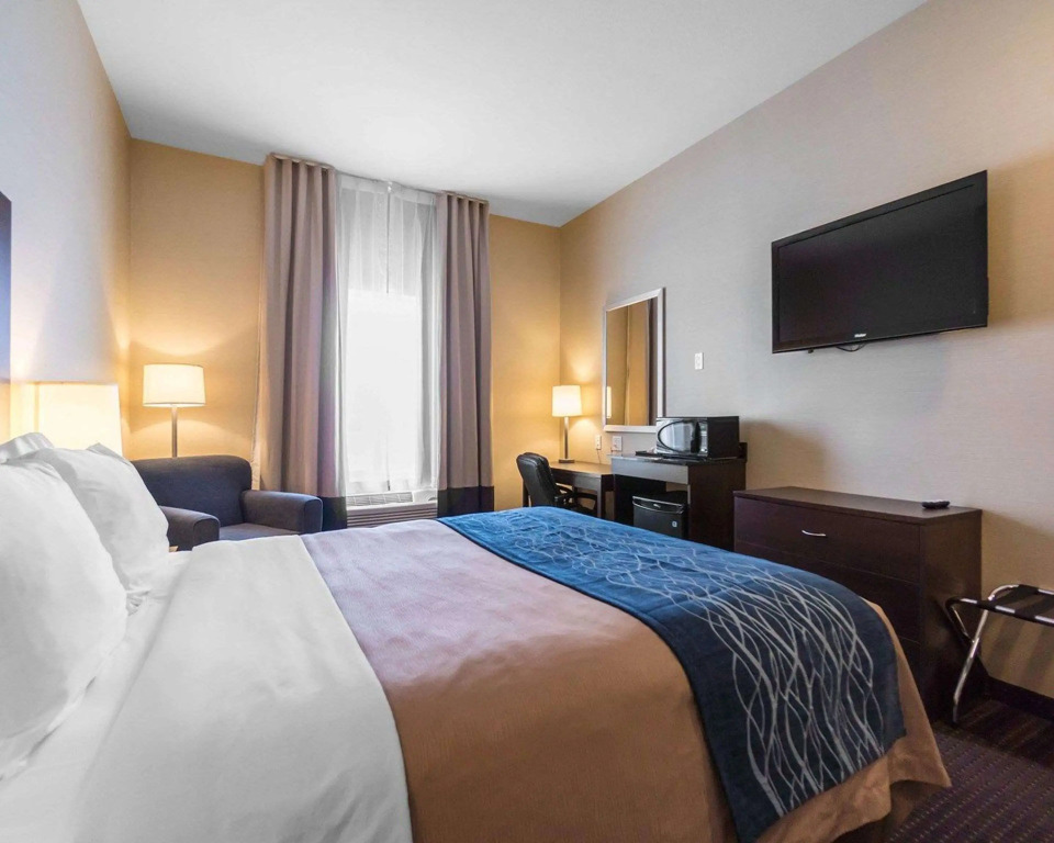 Comfort Inn & Suites