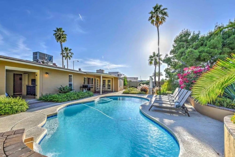 SLS Laure - FREE Heated Pool, Spa.