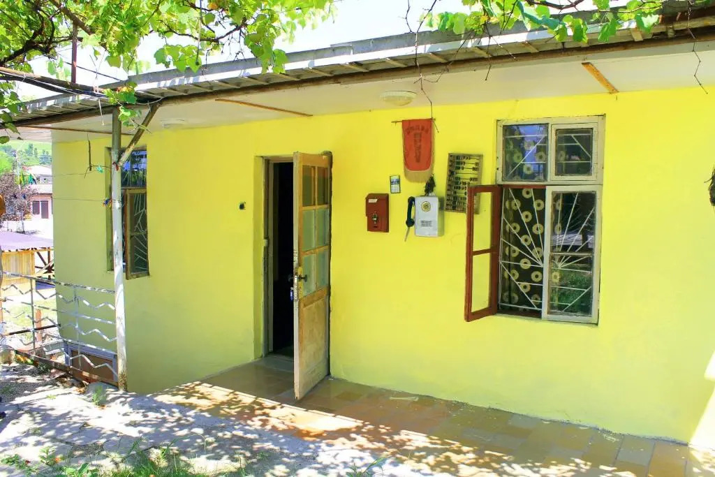 Guesthouse on Lakoba 3