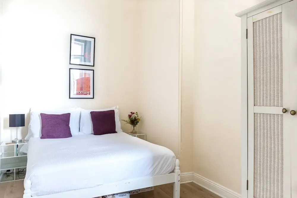 Bright Two BR Period Apartment in Whitechapel
