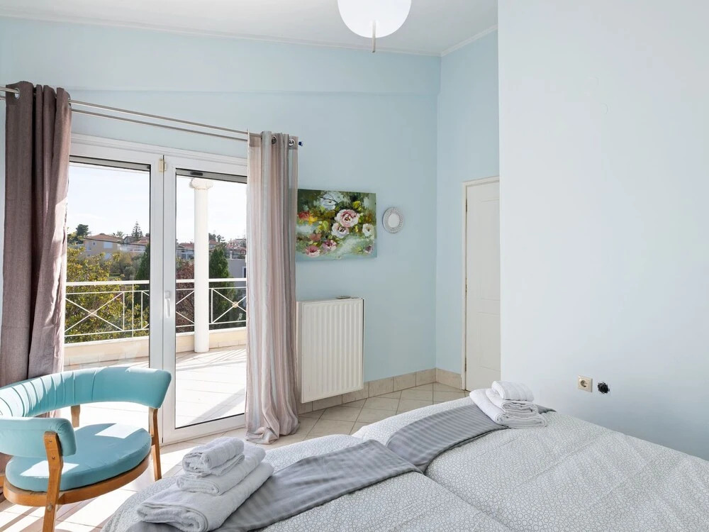 Enchanting Villa in Chalcis with Terrace