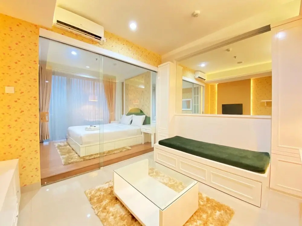 Elegant And Comfy 1Br At Dago Suites Apartment