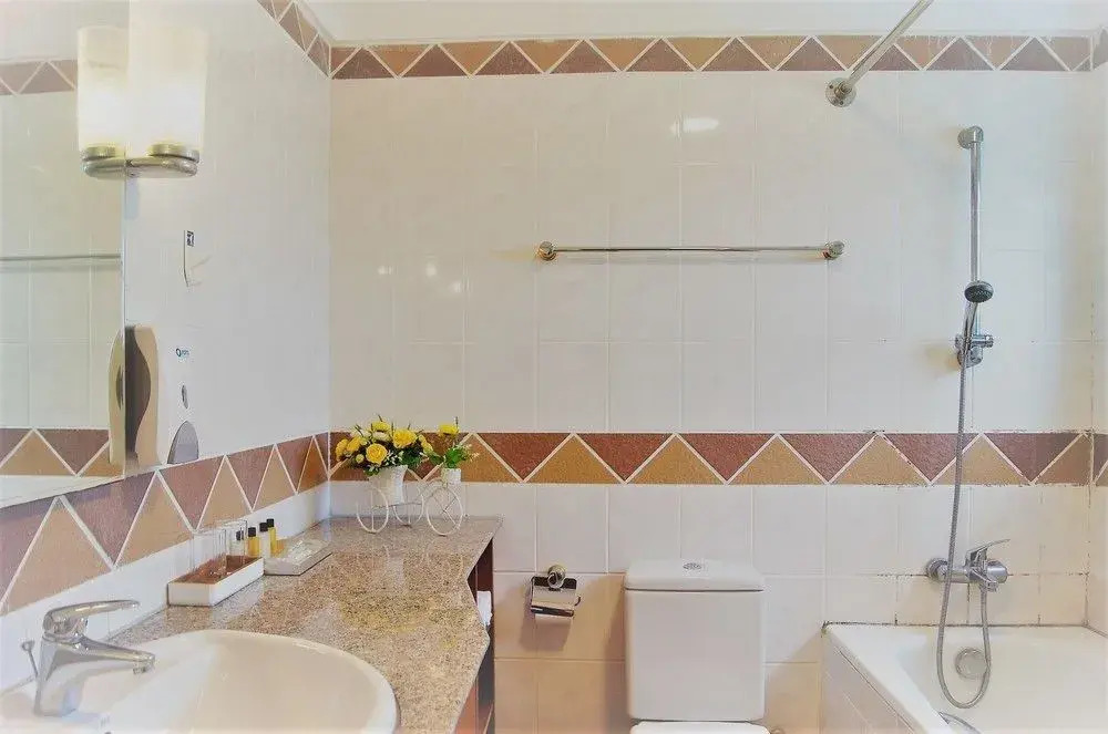 HoLo Garcerie Saigon Serviced HomeStay
