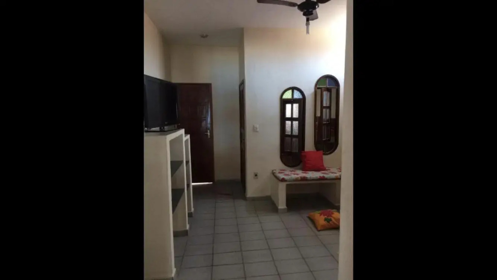 Casa Temporada Frente à Praia Piscina Ar cond Nova Viçosa VA