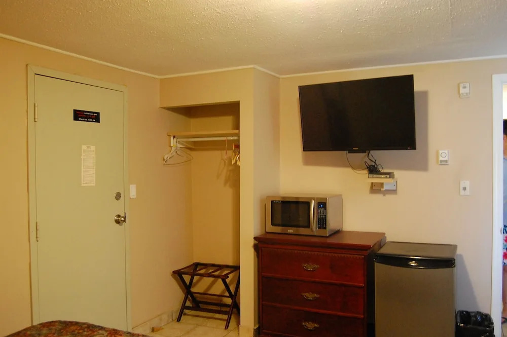 Coronation Motel