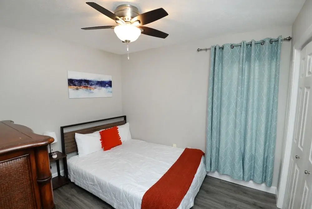Stylish 3BR2BA Home | Gated Community | CozySuites
