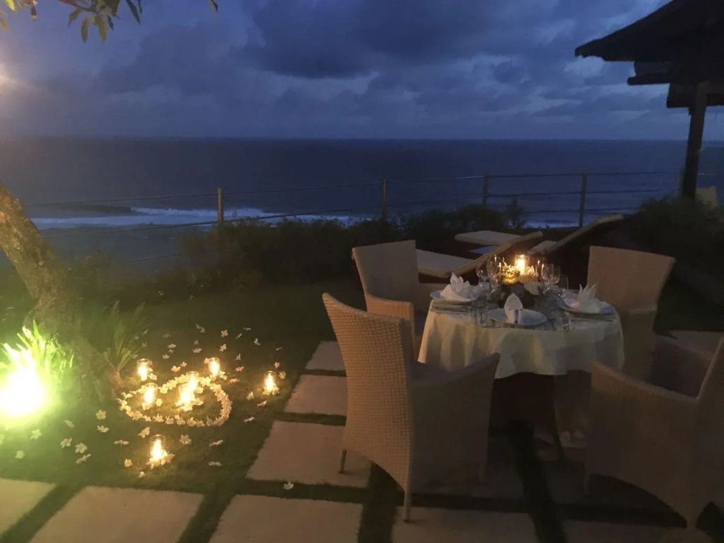 Indigo Dream Villa