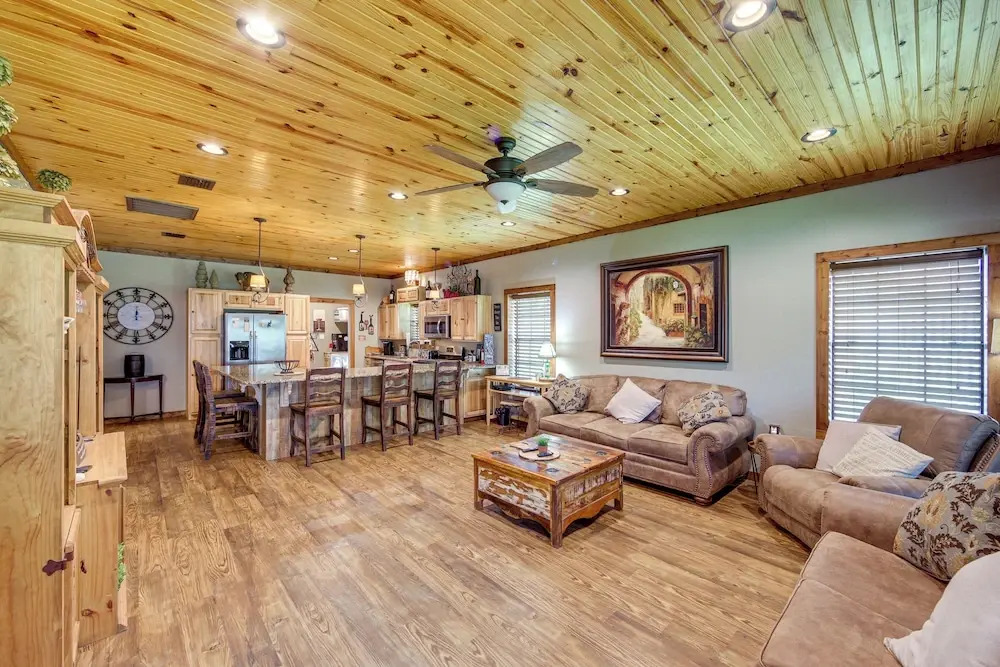 Jefferson Vacation Rental With Golf Cart!