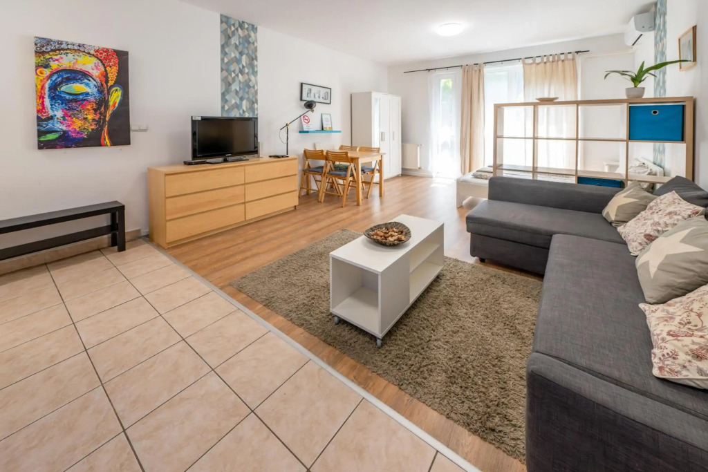 Klauzal 11-202 City Center Apartment
