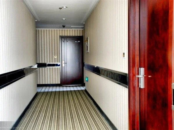 Huafeng Hotel