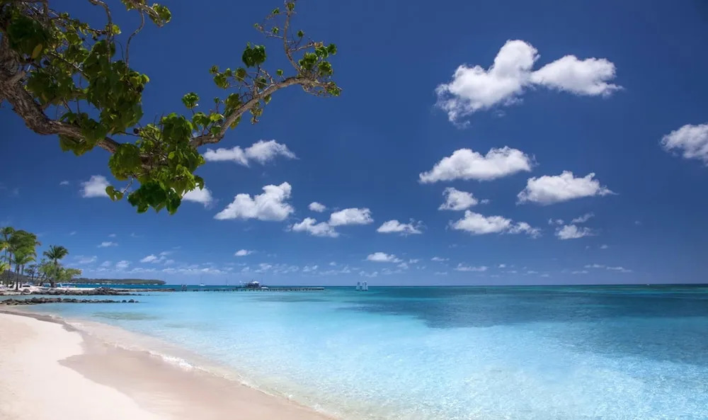 Apartment With one Bedroom in Sainte-anne, With Wonderful sea View, Po