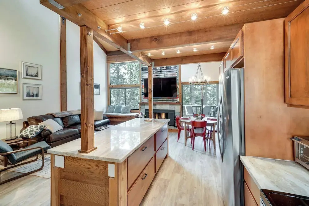 1 Mi to Northstar Skiing: Cozy Mtn Condo