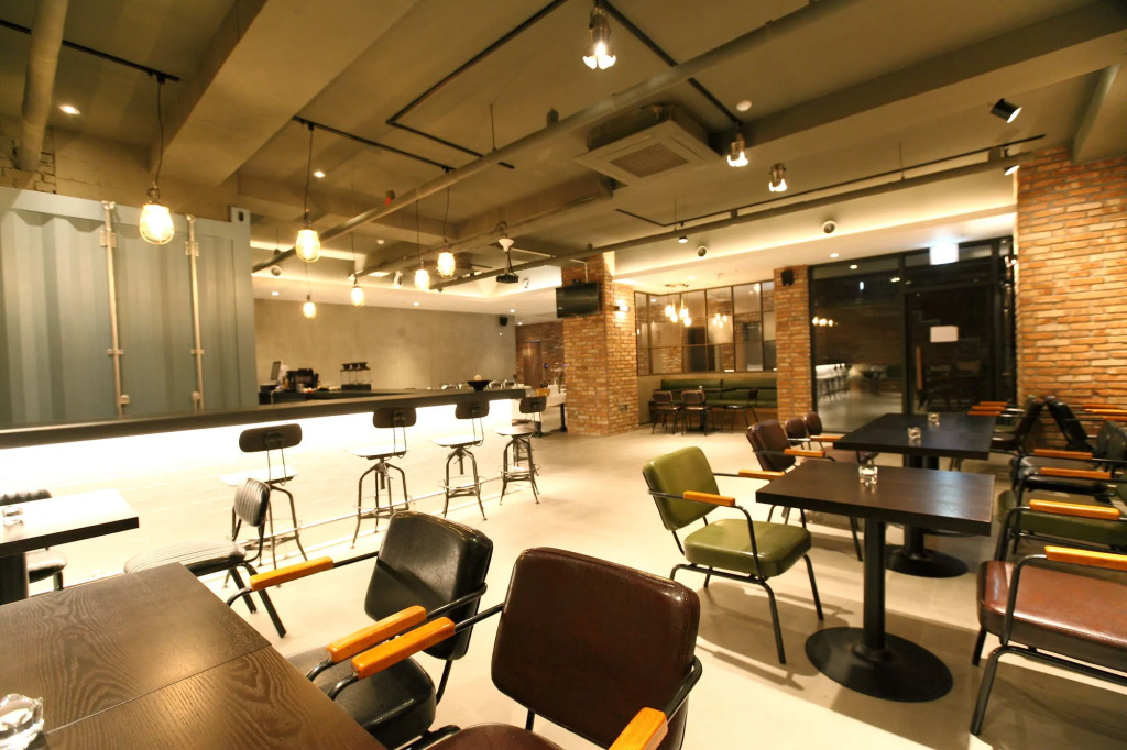 Bricks Hotel