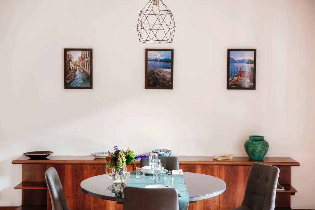 Feel @ Home Como - by MyHomeInComo