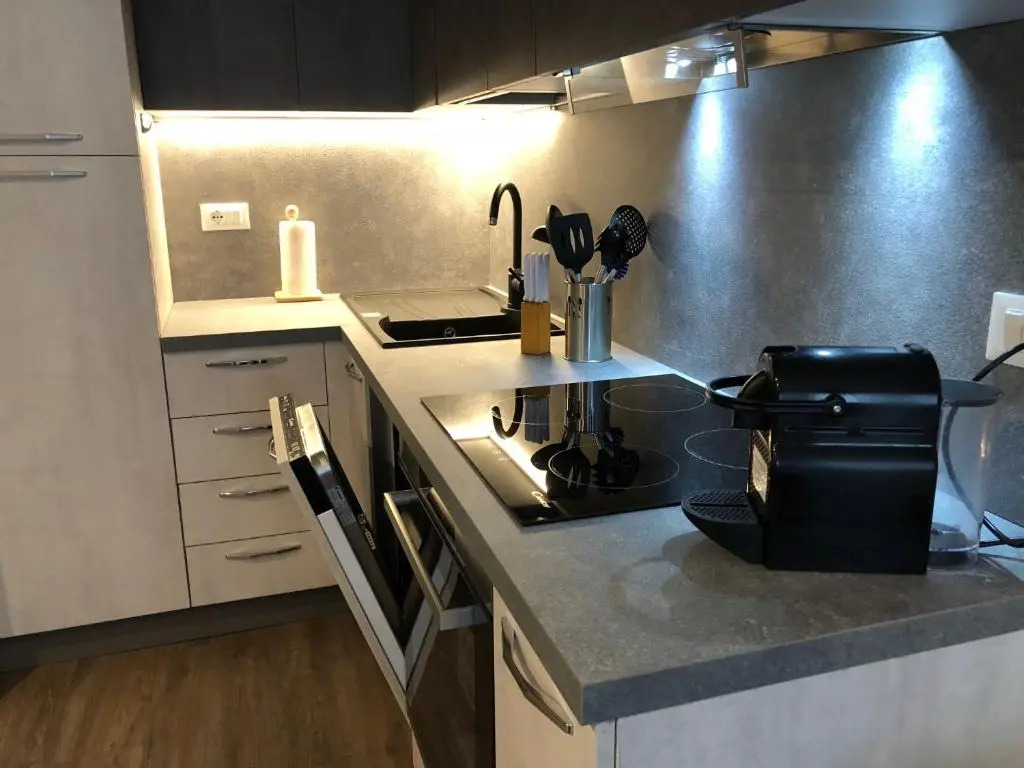 Petite Maison a 50 Passi Dalla Funivia !!!
