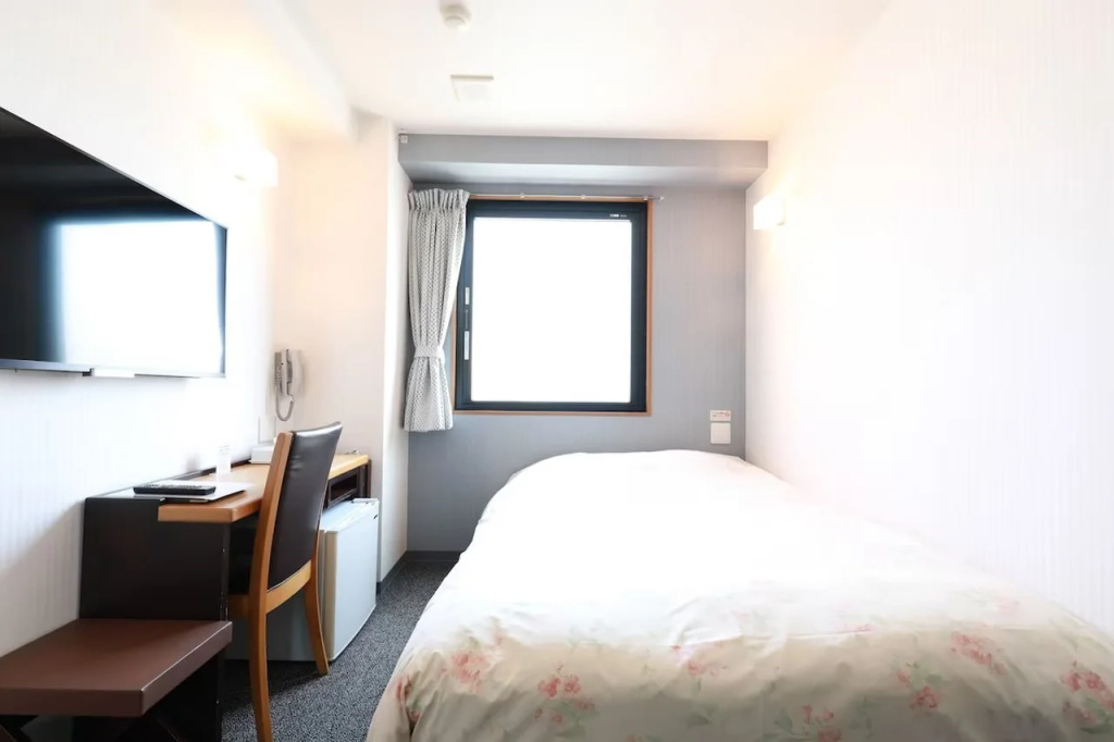 Toyama Town Hotel