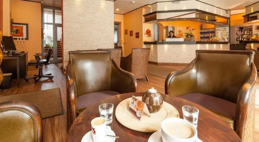 Hotel Mondial