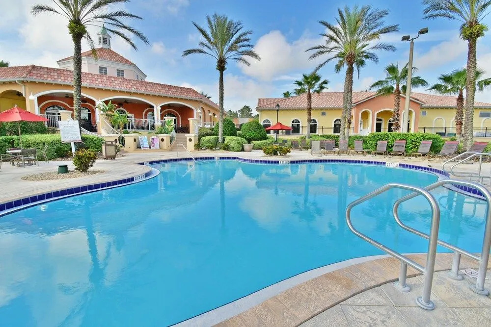 R632LMS Casa De Flores 4 Br villa by RedAwning