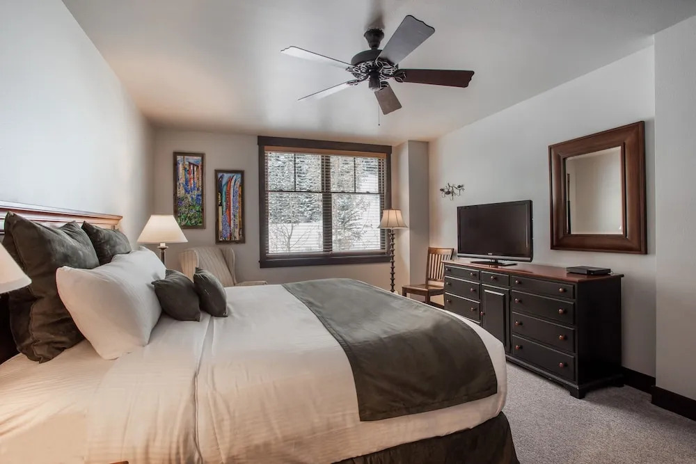 Zephyr Mountain Lodge, Condo | 2 Bedroom Ski-Slope View (Premium-Rated Condo 1223)