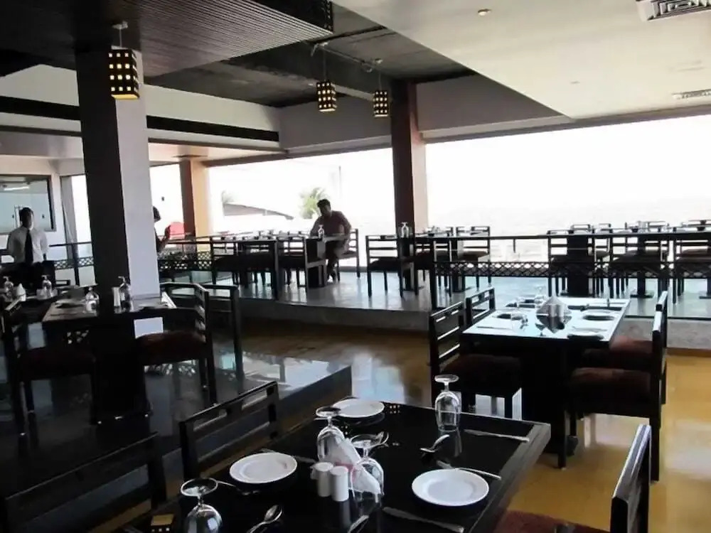 Hotel Sea Rock Villa