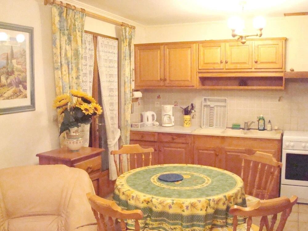 House With 3 Bedrooms in Agde, With Enclosed Garden