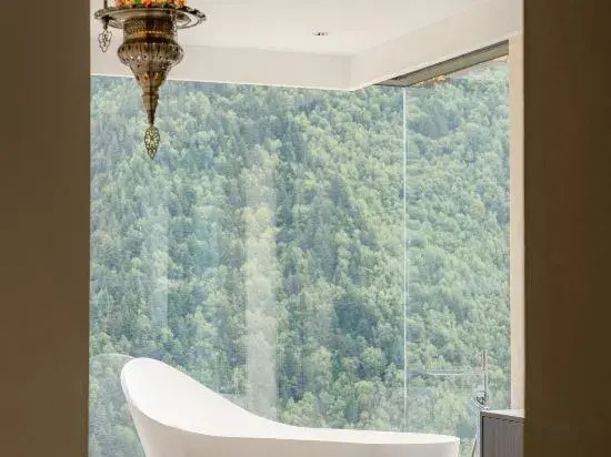 Mount Siguniang Cloud Mountain Stay