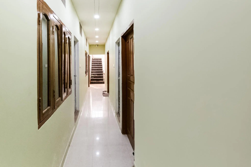 SPOT ON 75671 Hotel Pawan Palace