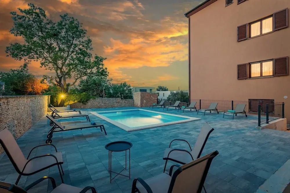 Pet-friendly Holiday Home in Liznjan