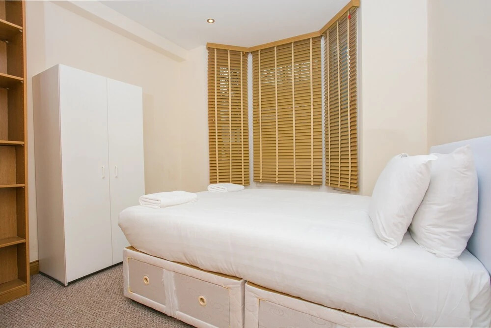 2 Bedroom Apartment In Fulham