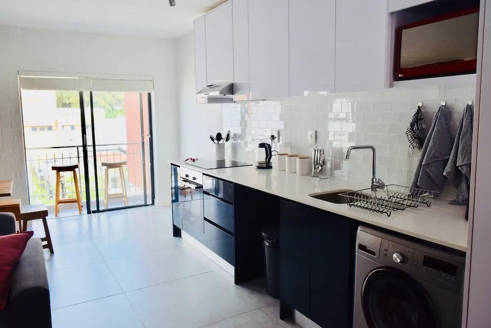 1 Bedroom Apartment With Balcony in Woodstock