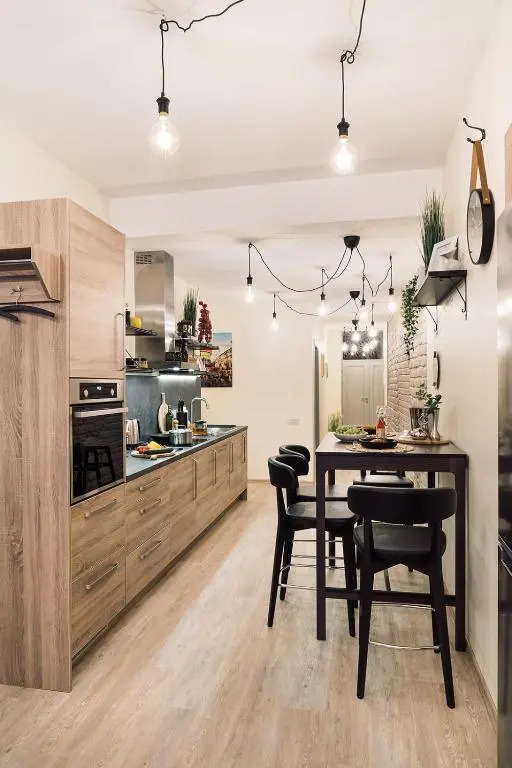 MORRISON apartment/15 guests/7bedrooms/Riga Old Town